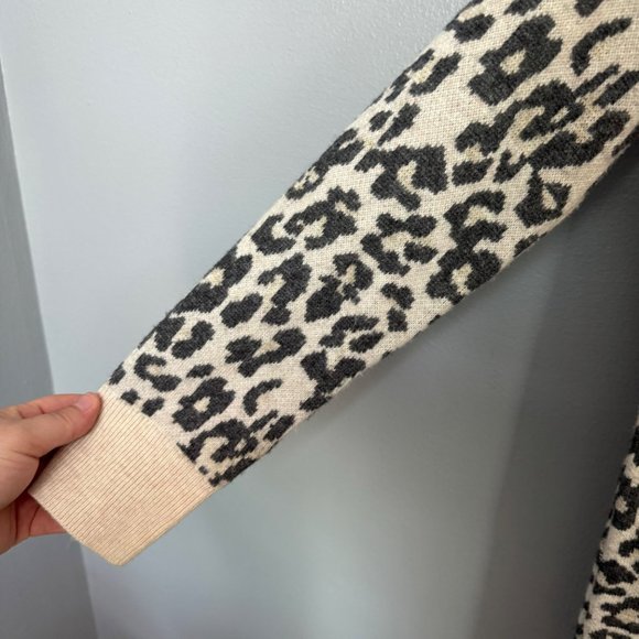 LOFT mock neck snow leopard print sweater dress size M - Picture 3 of 7